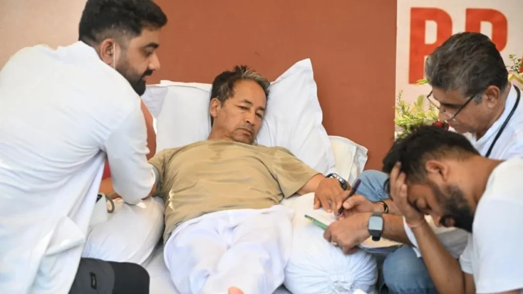 सोनम वांगचुक ने अनशन खत्म करने से किया इनकार, बोले- “मैं खाना खा लूं तो क्या बदल जाएगा”