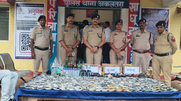 Tight police security at Dalha Pahar fair; 5,500 steel bangles and 150 pouches of liquor seized